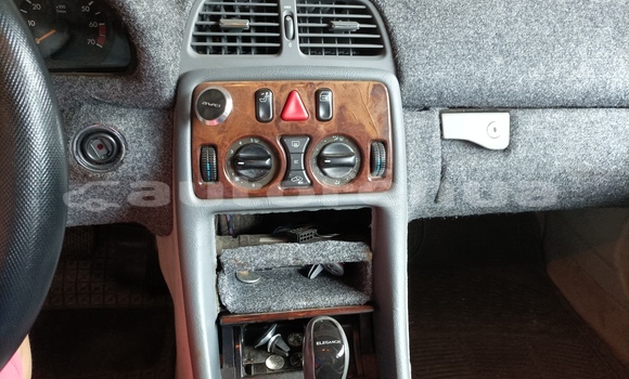 Acheter Occasion Voiture Mercedes-Benz KOMPRESSOR Bleu à Taiarapu, Tahiti Acheter Occasion Voiture Mercedes-Benz KOMPRESSOR Bleu à Taiarapu, Tahiti