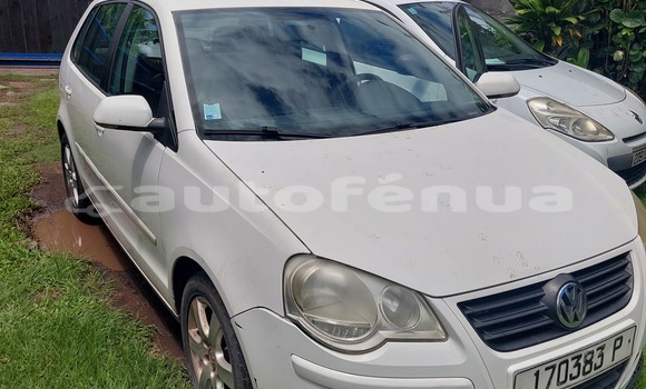Acheter Occasion Voiture Volkswagen Polo Blanc à Punaauia, Tahiti Acheter Occasion Voiture Volkswagen Polo Blanc à Punaauia, Tahiti