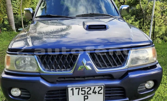 Acheter Occasion Voiture Mitsubishi Nativa Bleu à Papeete, Tahiti Acheter Occasion Voiture Mitsubishi Nativa Bleu à Papeete, Tahiti