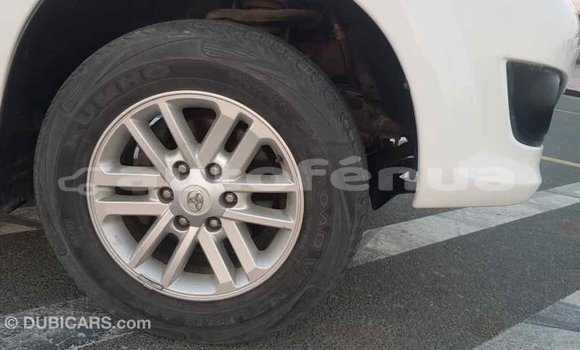 Acheter Import Voiture Toyota Fortuner Blanc à Import - Dubai, Marquesas Acheter Import Voiture Toyota Fortuner Blanc à Import - Dubai, Marquesas