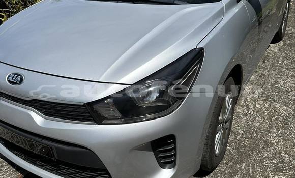 Buy Used Kia Rio Silver Car in Papeete in Tahiti Buy Used Kia Rio Silver Car in Papeete in Tahiti