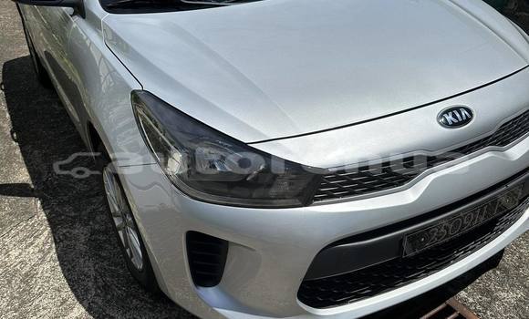 Buy Used Kia Rio Silver Car in Papeete in Tahiti Buy Used Kia Rio Silver Car in Papeete in Tahiti