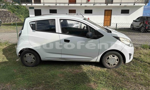 Acheter Occasion Voiture Chevrolet Spark Blanc à Punaauia, Tahiti Acheter Occasion Voiture Chevrolet Spark Blanc à Punaauia, Tahiti