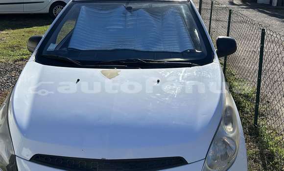 Acheter Occasion Voiture Chevrolet Spark Blanc à Punaauia, Tahiti Acheter Occasion Voiture Chevrolet Spark Blanc à Punaauia, Tahiti