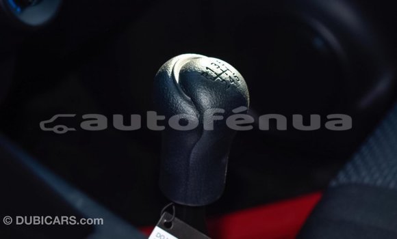 Acheter Import Voiture Toyota Hilux Blanc à Import - Dubai, Marquesas Acheter Import Voiture Toyota Hilux Blanc à Import - Dubai, Marquesas