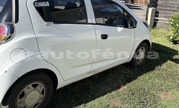 Acheter Occasion Voiture Chevrolet Spark Blanc à Punaauia, Tahiti Acheter Occasion Voiture Chevrolet Spark Blanc à Punaauia, Tahiti