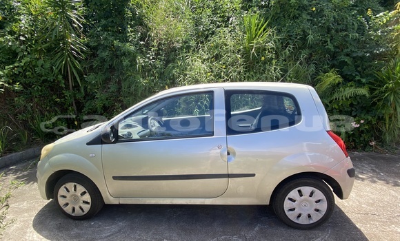Acheter Occasion Voiture Renault Twingo Gris à Punaauia, Tahiti Acheter Occasion Voiture Renault Twingo Gris à Punaauia, Tahiti