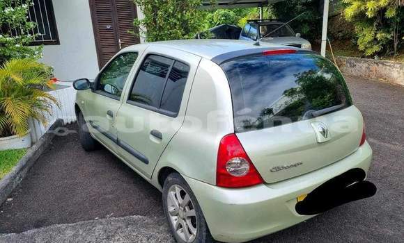 Acheter Occasion Voiture Renault Clio Gris à Punaauia, Tahiti Acheter Occasion Voiture Renault Clio Gris à Punaauia, Tahiti
