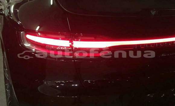 Buy Used Porsche Cayenne Black Car in Papeete in Tahiti Buy Used Porsche Cayenne Black Car in Papeete in Tahiti