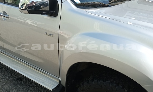 Acheter Occasion Voiture Isuzu D–MAX Gris à Faaa, Tahiti Acheter Occasion Voiture Isuzu D–MAX Gris à Faaa, Tahiti