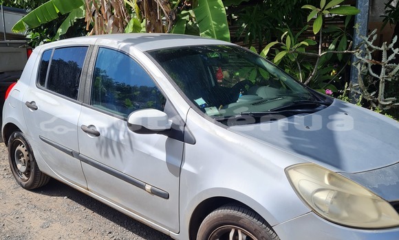 Acheter Occasion Voiture Renault Clio Gris à Pirae, Tahiti Acheter Occasion Voiture Renault Clio Gris à Pirae, Tahiti
