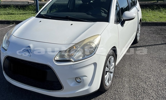Medium with watermark citroen c3 tahiti punaauia 4841