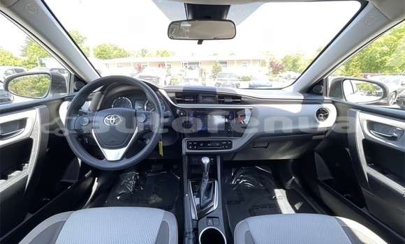Acheter Occasion Voiture Toyota Corolla Blanc à Anatonu, Tubuai Acheter Occasion Voiture Toyota Corolla Blanc à Anatonu, Tubuai