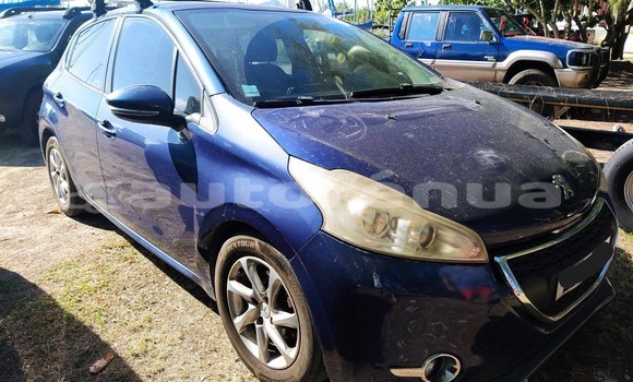 Medium with watermark peugeot 208 tahiti punaauia 4845