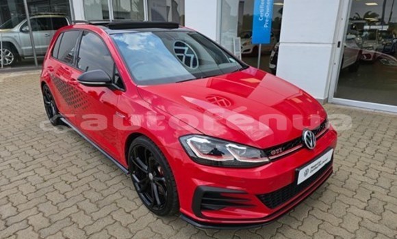 Acheter Occasion Voiture Volkswagen Golf GTI Rouge à Bora–Bora, Bora-Bora Acheter Occasion Voiture Volkswagen Golf GTI Rouge à Bora–Bora, Bora-Bora