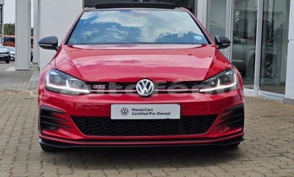 Acheter Occasion Voiture Volkswagen Golf GTI Rouge à Bora–Bora, Bora-Bora Acheter Occasion Voiture Volkswagen Golf GTI Rouge à Bora–Bora, Bora-Bora