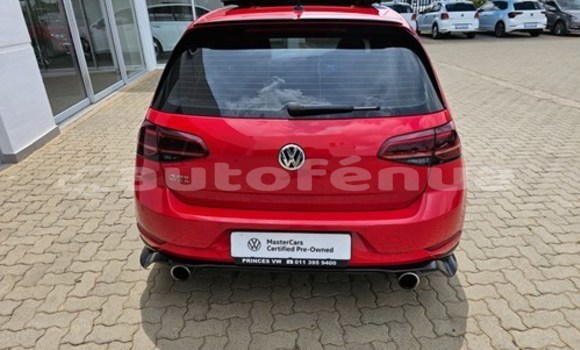 Acheter Occasion Voiture Volkswagen Golf GTI Rouge à Bora–Bora, Bora-Bora Acheter Occasion Voiture Volkswagen Golf GTI Rouge à Bora–Bora, Bora-Bora