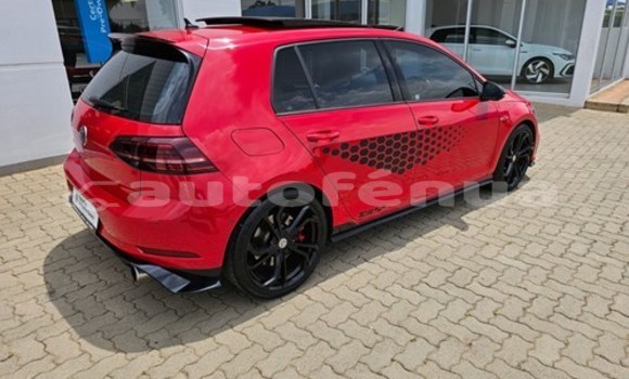 Acheter Occasion Voiture Volkswagen Golf GTI Rouge à Bora–Bora, Bora-Bora Acheter Occasion Voiture Volkswagen Golf GTI Rouge à Bora–Bora, Bora-Bora