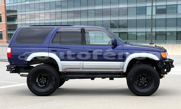 Acheter Occasion Voiture Toyota Hilux Surf Bleu à Nukutavake, Tuamotu Acheter Occasion Voiture Toyota Hilux Surf Bleu à Nukutavake, Tuamotu