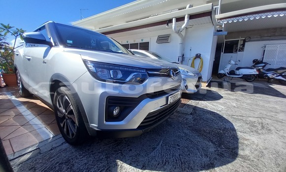 Acheter Occasion Voiture SsangYong Tivoli Gris à Pirae, Tahiti