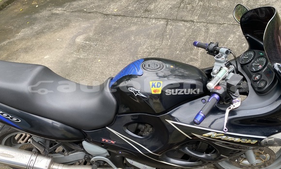 Buy Used Suzuki GSX-F Black Bike in Punaauia in Tahiti Buy Used Suzuki GSX-F Black Bike in Punaauia in Tahiti