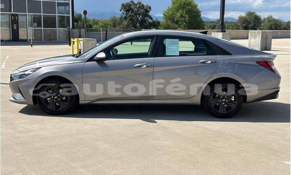 Acheter Occasion Voiture Hyundai Elantra Autre à Hikueru, Tuamotu Acheter Occasion Voiture Hyundai Elantra Autre à Hikueru, Tuamotu