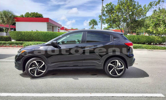 Acheter Occasion Voiture Honda HR–V Noir à Punaauia, Tahiti Acheter Occasion Voiture Honda HR–V Noir à Punaauia, Tahiti