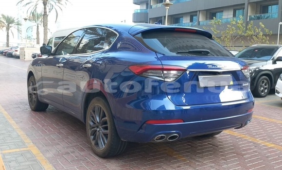 Acheter Occasion Voiture Maserati Levante Bleu à Fakarava, Tuamotu Acheter Occasion Voiture Maserati Levante Bleu à Fakarava, Tuamotu