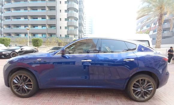 Acheter Occasion Voiture Maserati Levante Bleu à Fakarava, Tuamotu Acheter Occasion Voiture Maserati Levante Bleu à Fakarava, Tuamotu
