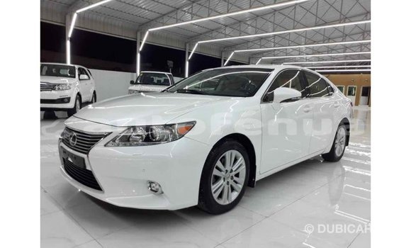 Buy Import Lexus ES White Car in Import - Dubai in Marquesas Buy Import Lexus ES White Car in Import - Dubai in Marquesas