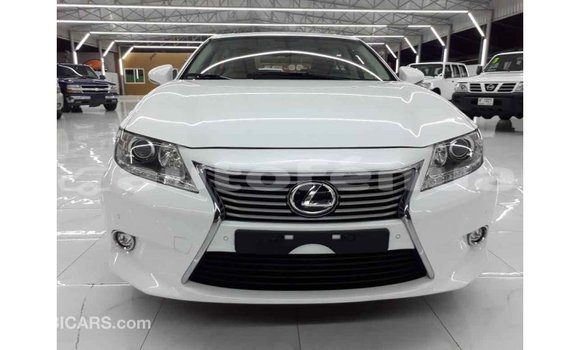 Buy Import Lexus ES White Car in Import - Dubai in Marquesas Buy Import Lexus ES White Car in Import - Dubai in Marquesas
