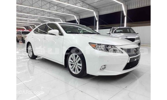 Buy Import Lexus ES White Car in Import - Dubai in Marquesas Buy Import Lexus ES White Car in Import - Dubai in Marquesas