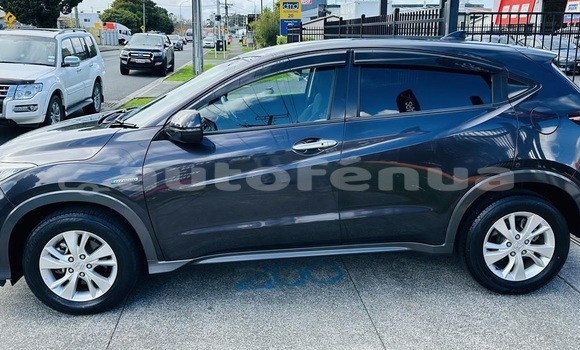 Acheter Occasion Voiture Honda Vezel Bleu à Fangatau, Tuamotu Acheter Occasion Voiture Honda Vezel Bleu à Fangatau, Tuamotu
