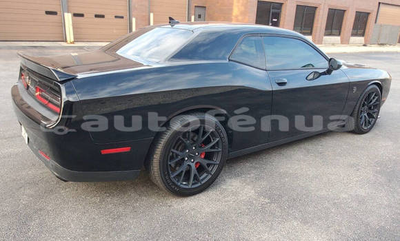 Acheter Occasion Voiture Dodge Challenger Noir à Raroia, Tuamotu Acheter Occasion Voiture Dodge Challenger Noir à Raroia, Tuamotu