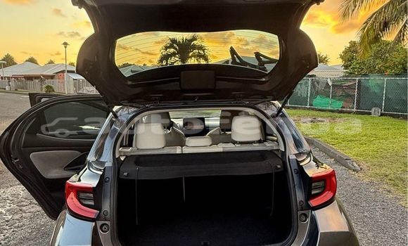 Acheter Occasion Voiture Toyota Yaris Gris à Papara, Tahiti Acheter Occasion Voiture Toyota Yaris Gris à Papara, Tahiti