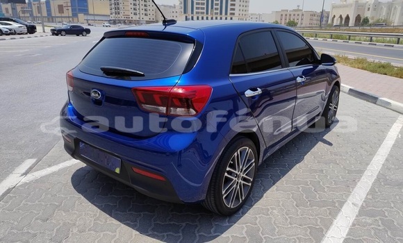 Acheter Occasion Voiture Kia Rio Bleu à Hakamaii, Marquesas Acheter Occasion Voiture Kia Rio Bleu à Hakamaii, Marquesas