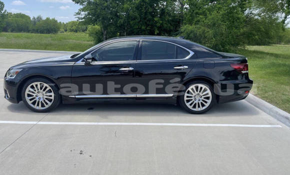 Acheter Occasion Voiture Lexus LS Bleu à Kaukura, Tuamotu Acheter Occasion Voiture Lexus LS Bleu à Kaukura, Tuamotu