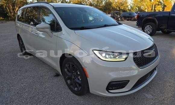 Acheter Occasion Voiture Chrysler Pacifica Blanc à Moerai, Tubuai Acheter Occasion Voiture Chrysler Pacifica Blanc à Moerai, Tubuai