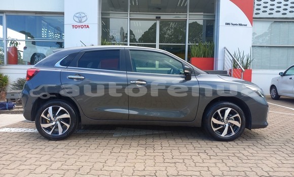 Acheter Occasion Voiture Toyota Starlet Gris à Huahine , Huahine Acheter Occasion Voiture Toyota Starlet Gris à Huahine , Huahine