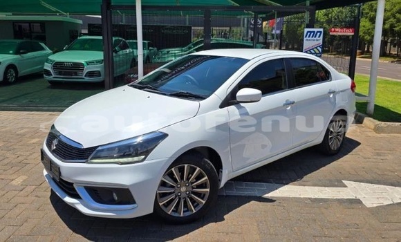 Acheter Occasion Voiture Suzuki Ciaz Blanc à Makemo, Tuamotu Acheter Occasion Voiture Suzuki Ciaz Blanc à Makemo, Tuamotu