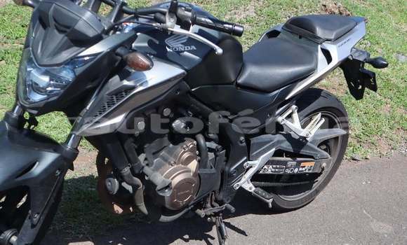 Buy Used Honda CBF Black Bike in Punaauia in Tahiti Buy Used Honda CBF Black Bike in Punaauia in Tahiti