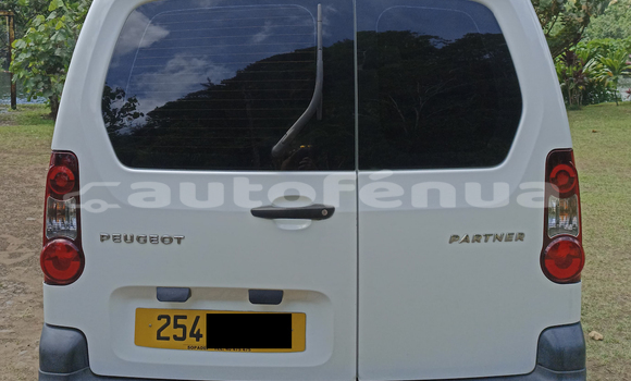 Acheter Occasion Voiture Peugeot Partner Blanc à Papara, Tahiti Acheter Occasion Voiture Peugeot Partner Blanc à Papara, Tahiti