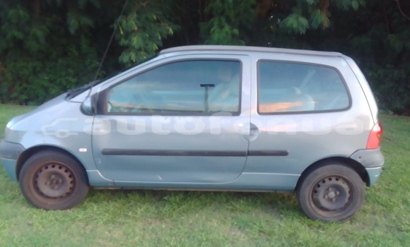 Acheter Occasion Voiture Renault Twingo Gris à Faaa, Tahiti Acheter Occasion Voiture Renault Twingo Gris à Faaa, Tahiti
