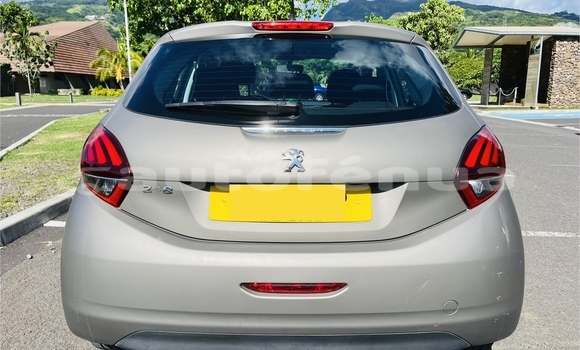 Acheter Occasion Voiture Peugeot 208 Gris à Punaauia, Tahiti Acheter Occasion Voiture Peugeot 208 Gris à Punaauia, Tahiti