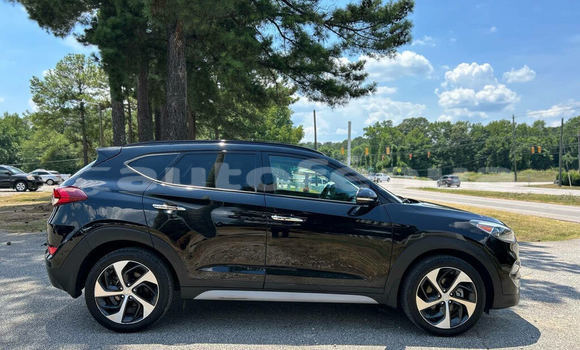 Buy Used Hyundai Tucson Black Car in Anapoto in Tubuai Buy Used Hyundai Tucson Black Car in Anapoto in Tubuai