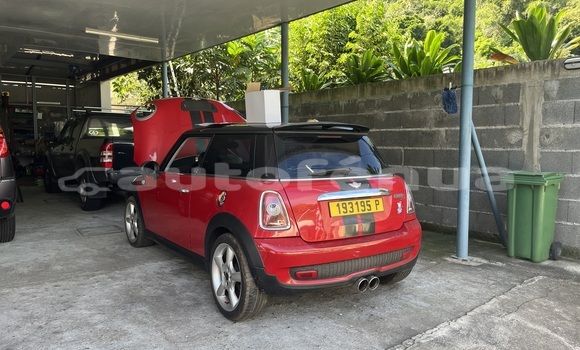 Buy Used MINI Cooper Red Car in Faaa in Tahiti