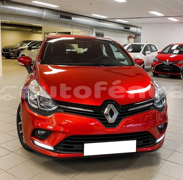Big with watermark renault clio tuamotu ahe 5054