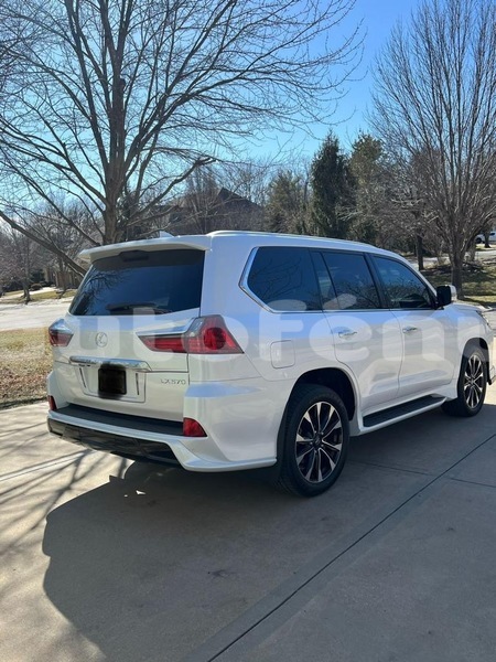 Big with watermark lexus lx 570 tuamotu amanu 5060
