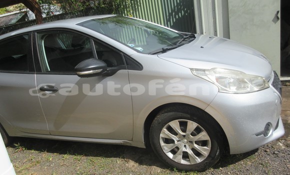 Acheter Occasion Voiture Peugeot 208 Beige à Papeete, Tahiti