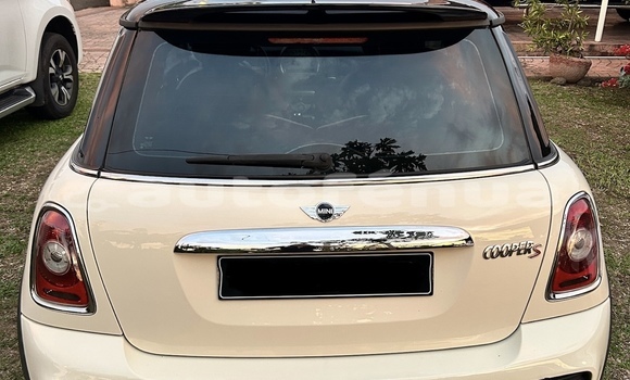 Buy Used MINI Cooper Beige Car in Faaa in Tahiti Buy Used MINI Cooper Beige Car in Faaa in Tahiti